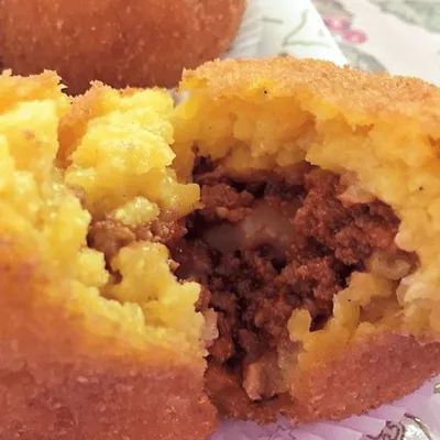 Arancine alla carne: Un viaggio nei sapori Siciliani