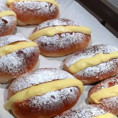 Viennesi messinesi: Ricetta del dolce siciliano farcito di crema