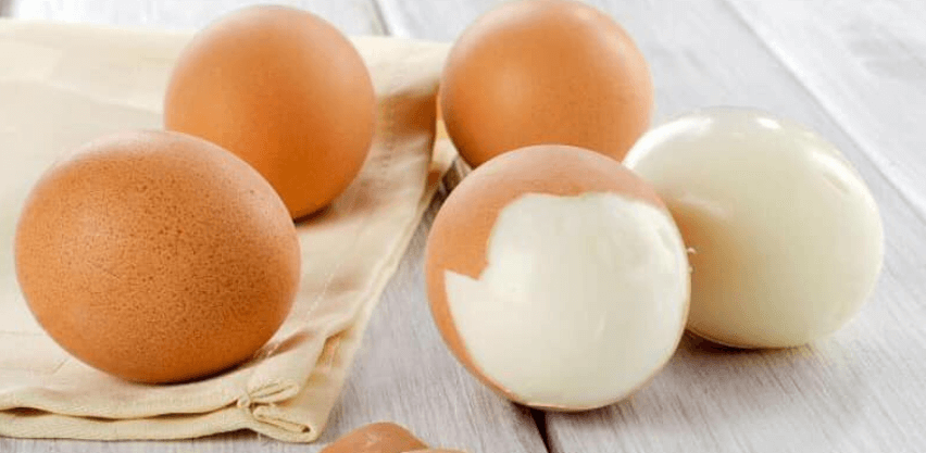 Uova a spezzatino alla siciliana