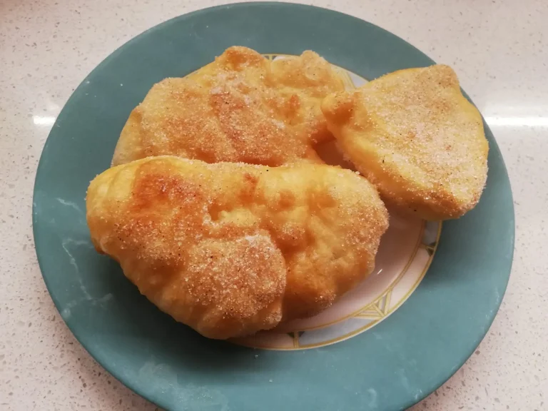 Sugar cinnamon fried dough