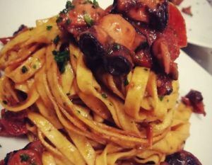 Tagliatelle con polpo